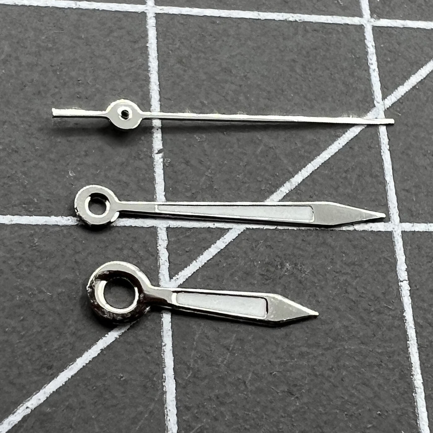 2 Sets Silber Grüne Leuchtzeiger 12mm für Ronda 515 Quarzwerk