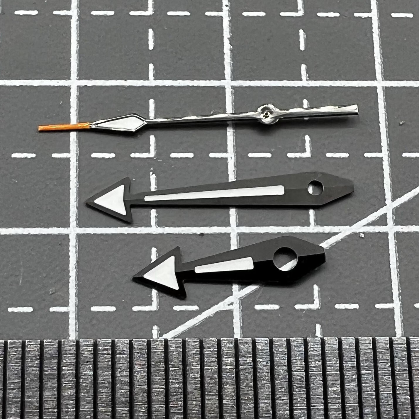 Grünes Leuchtendes Pfeilförmiges Zeigerset für Uhrwerk 8200 8215 8200 Schwarze