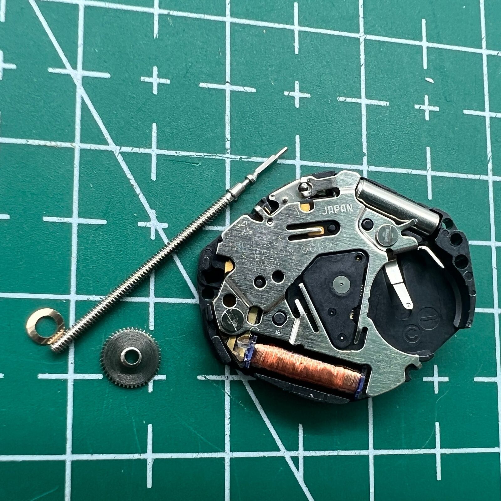 Hattori Epson TMI VX50E quartz watch movement, precision Japan-made mechanism for accessories.