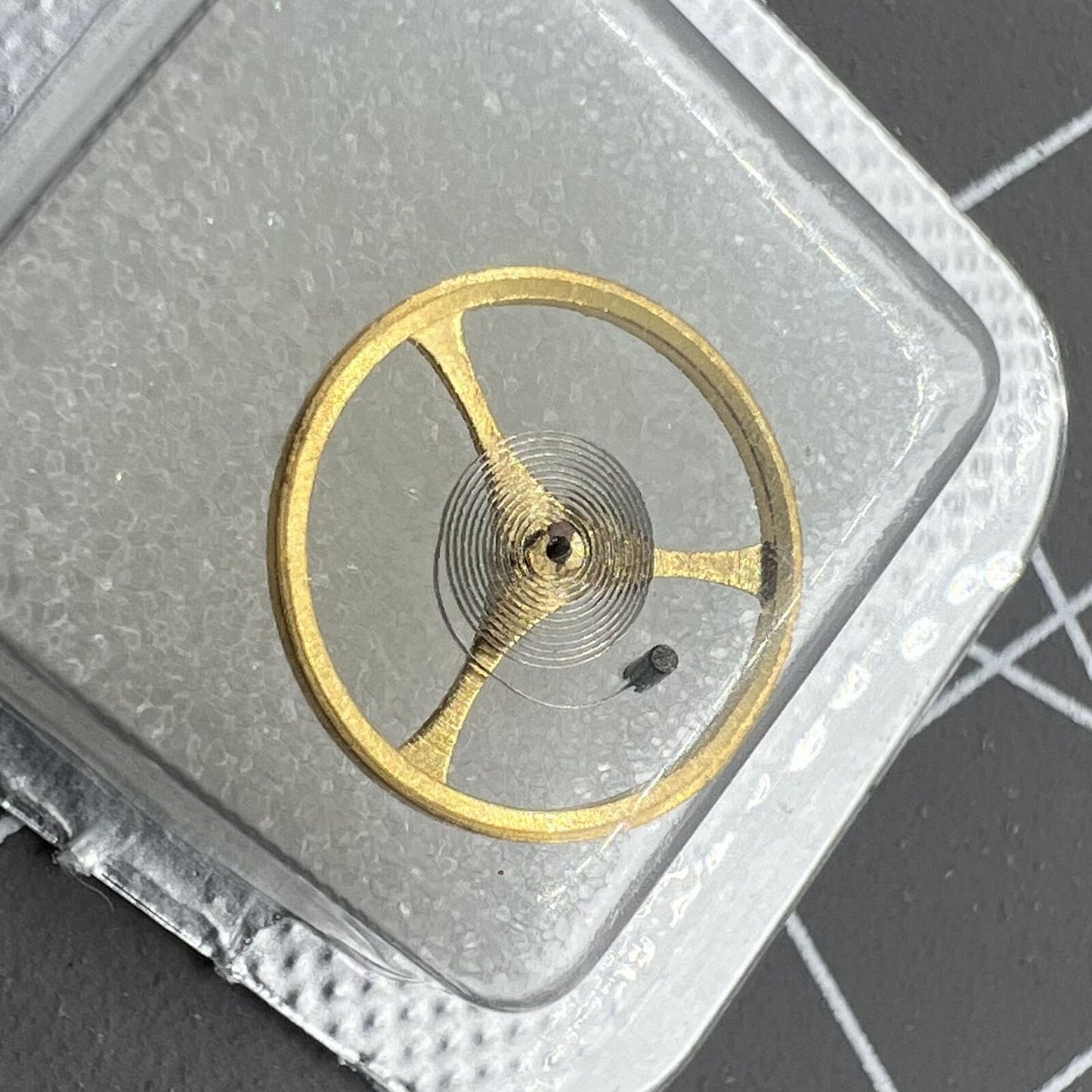 Complete balance wheel with hairspring for Seagull ST25 watch movement, precise fit for T25 2504 2503 2555 models.