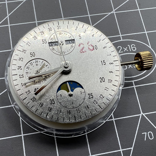 Dandong 7751 Multifunktionales automatisches mechanisches Uhrwerk mit 8 Zeigern
