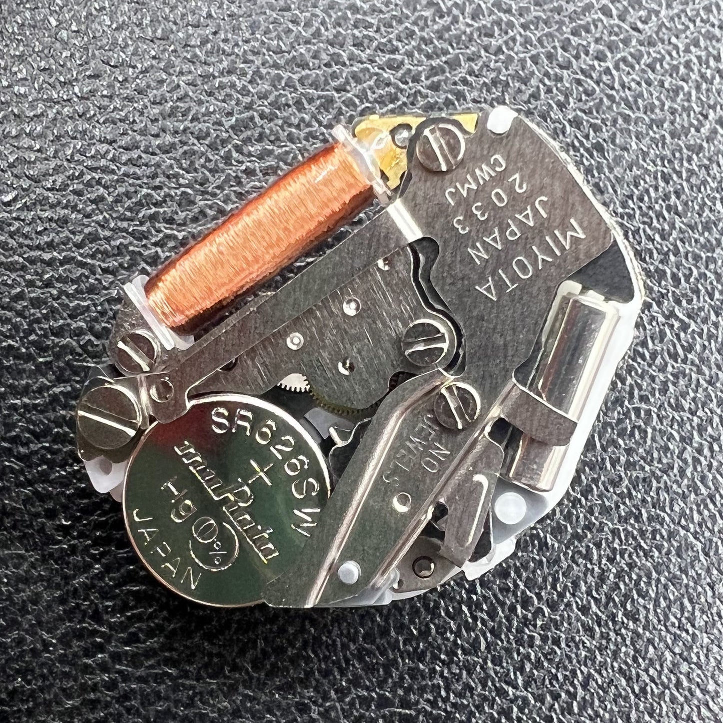 2 Stück Miyota 2033 Quarz Uhrwerk mit hohem Pinion H5 und Uhrenwelle