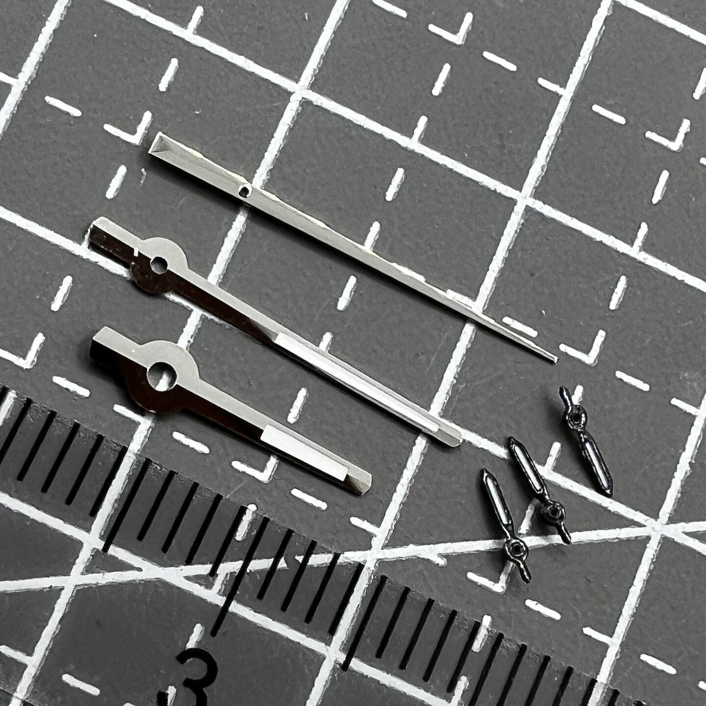 2er Set Uhrzeiger mit grünem Leuchtmittel für VD53 VD54 VD57 Uhrwerk