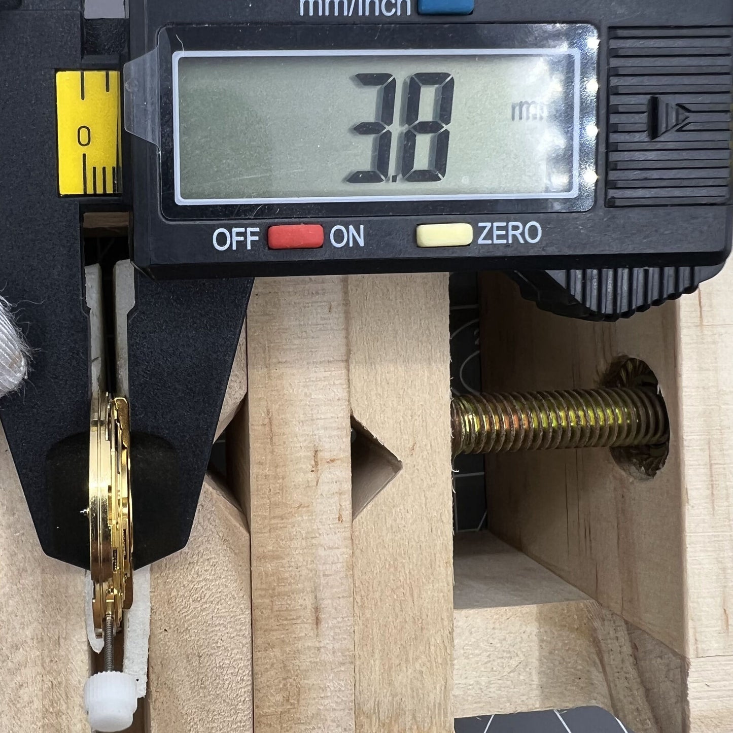 Golden Swiss Made ETA205.911 watch movement by ETA, kinetic energy mechanism, precise craftsmanship for durable watch accessories.