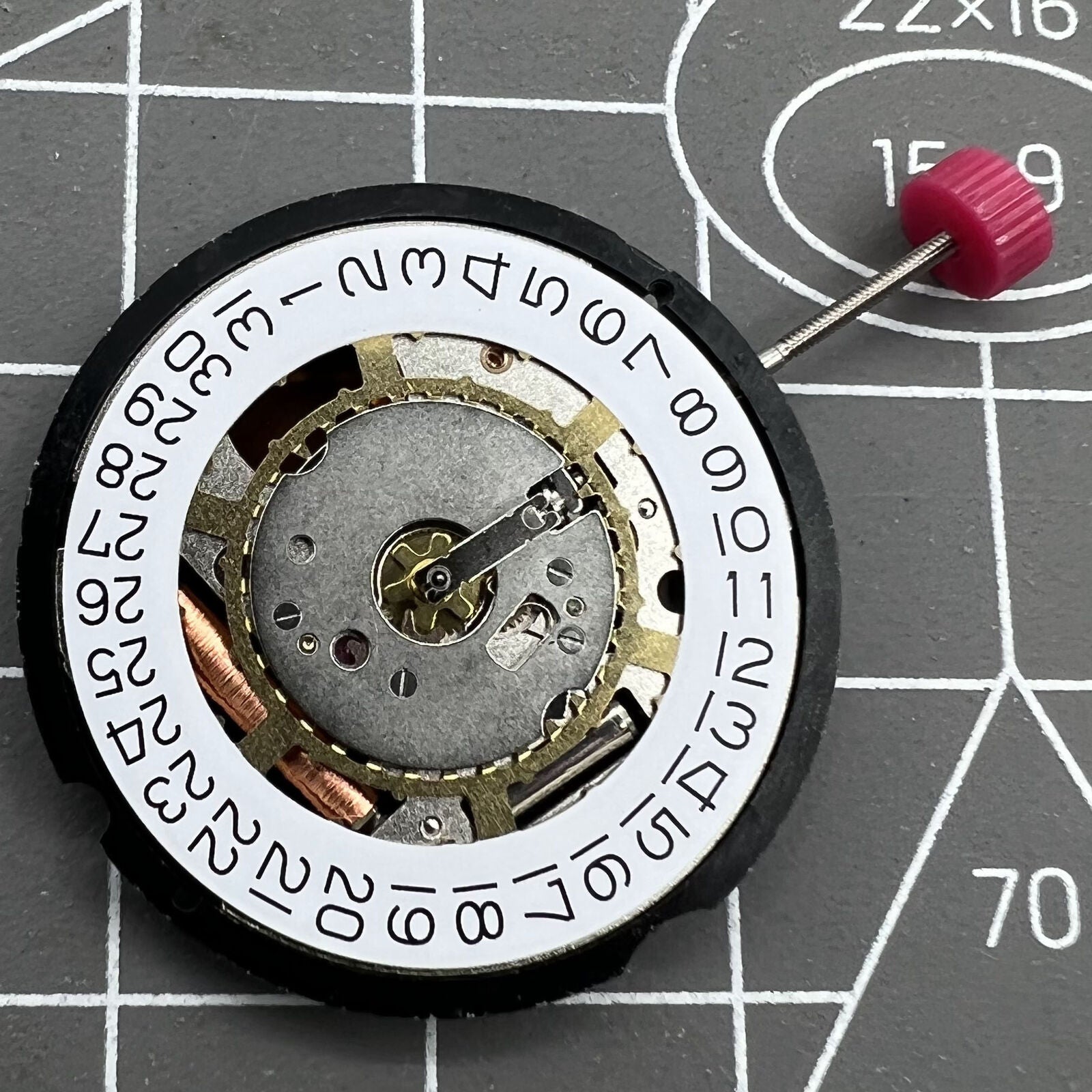 Swiss Made Ronda 715 quartz watch movement with date display at 3 o'clock for watch accessories