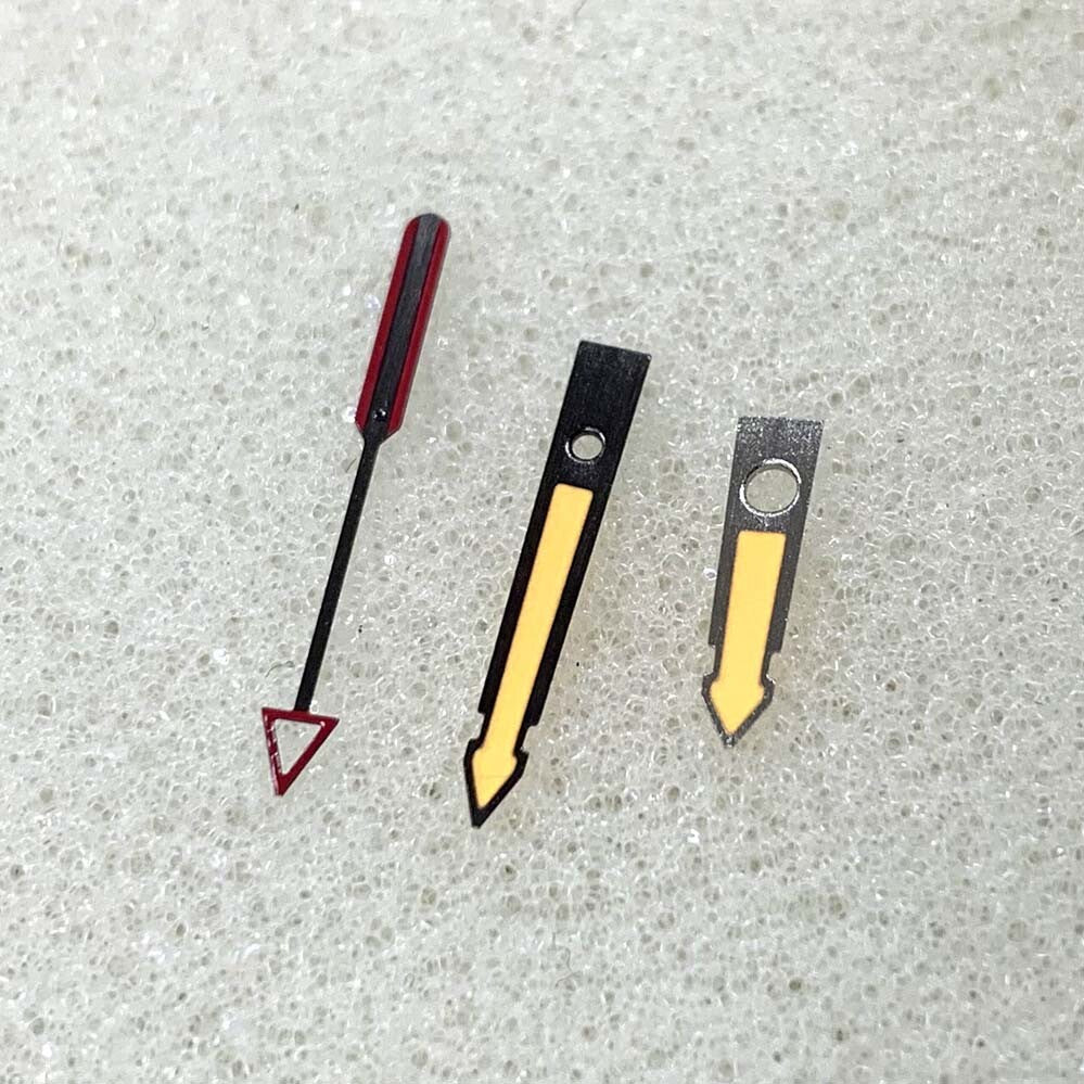 Yellow arrow-shaped luminous watch hands with black trim for NH35, NH36, 4R, 7S movements ?.