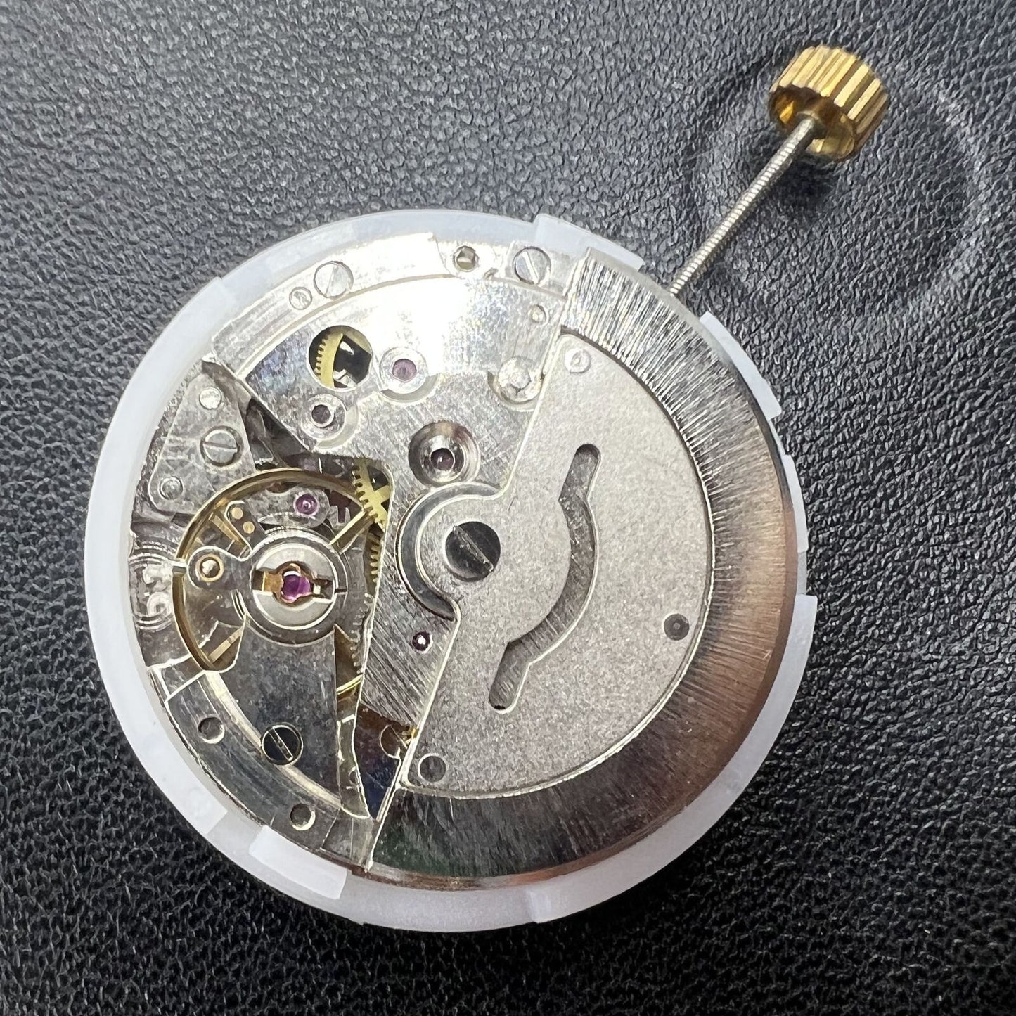 MINGZHU 2813 8205 silver automatic watch movement displaying date and day indicators for wristwatches