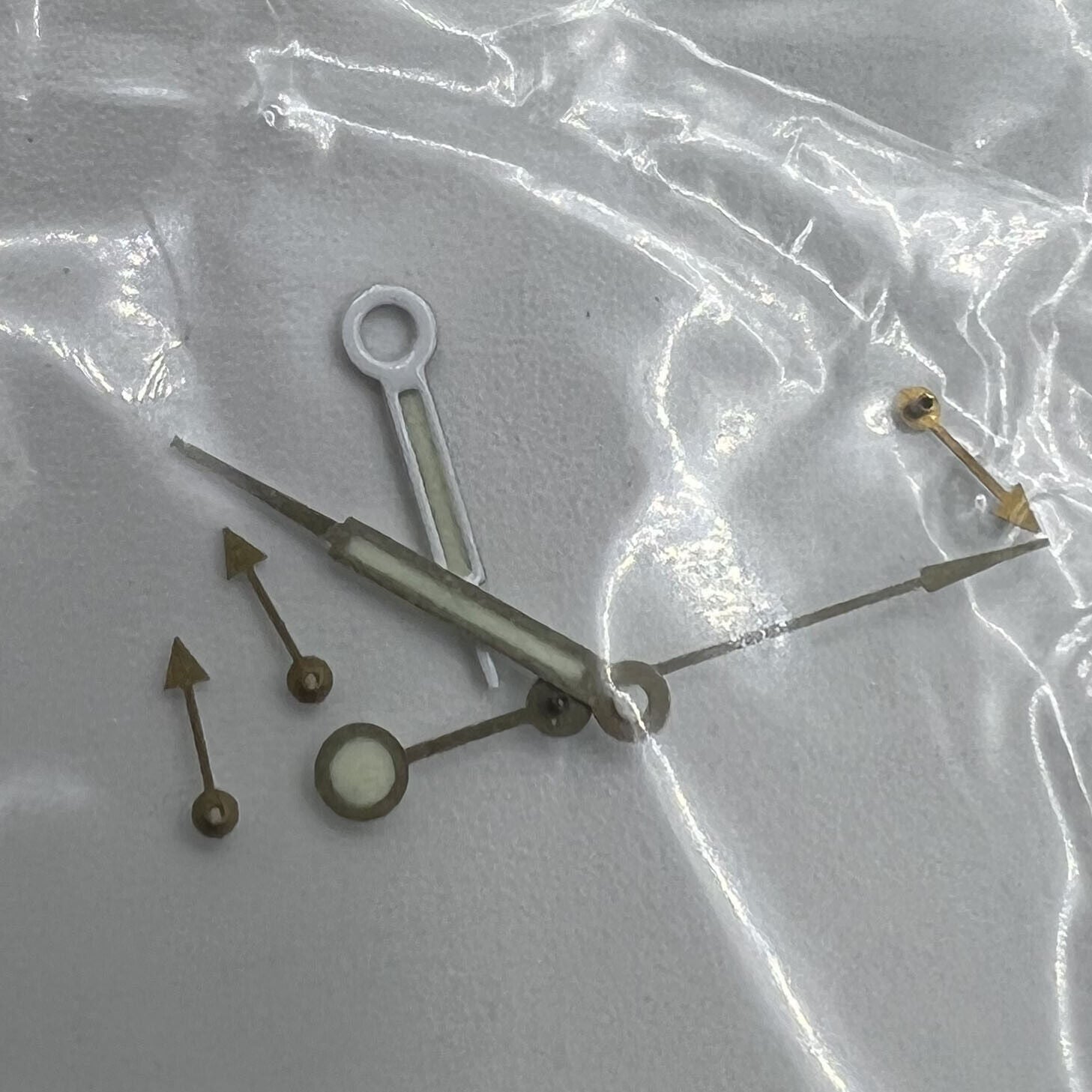 Silver-trimmed green luminous watch hands, 11.5mm, compatible with Miyota 0S80 movement.
