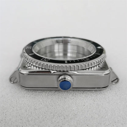 Edelstahl 42mm quadratisches Uhrengeh�use mit Saphirglas, passend f�r Seiko H35, robust und elegant.