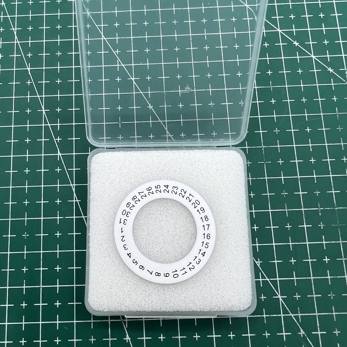 Generic 28.5mm AP front date disk wheel for 2813 movement, compatible with date@3 layout, watch part accessory.