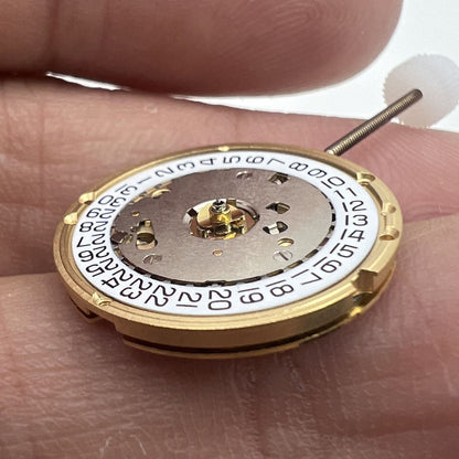 ETA E61.111 quartz watch movement with date at 3, Swiss replacement for 256.111 original.
