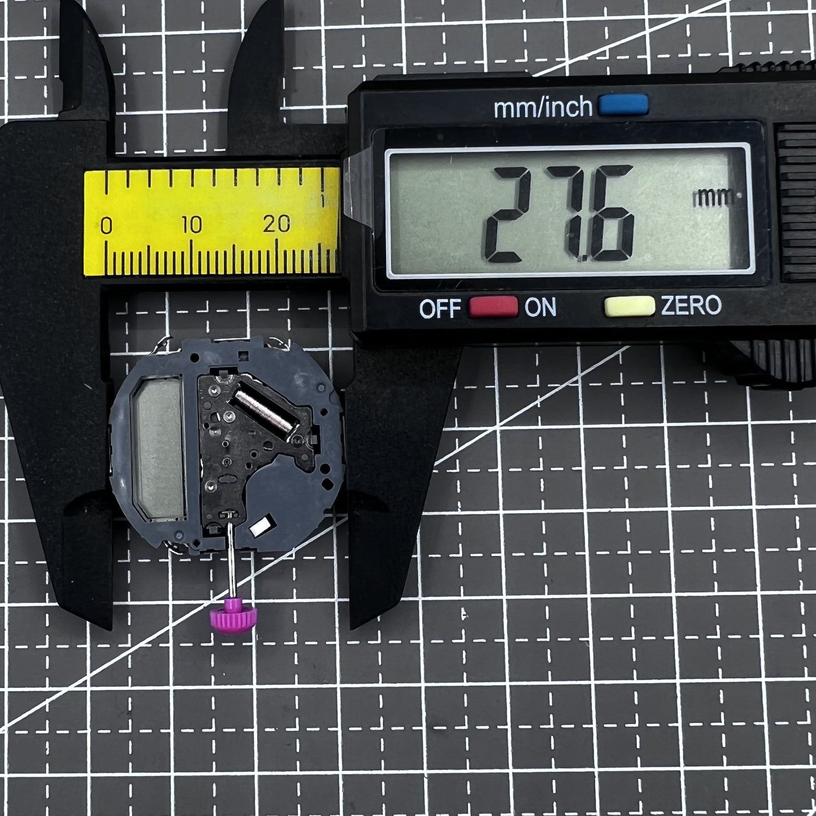 Miyota T201 Quartz watch movement with date display, precision Japanese quality for accessories