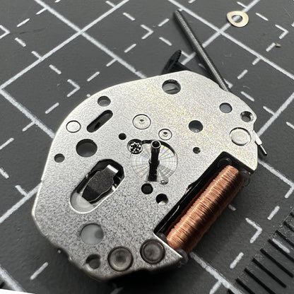 2 Stück Miyota 2033 Quarz Uhrwerk mit hohem Pinion H5 und Uhrenwelle