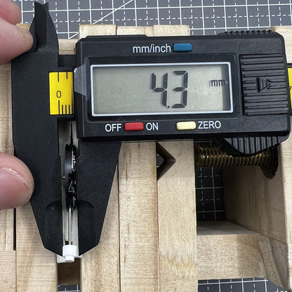 ISA K83/103 Quartz Movement 3 Hands Date at 3/6