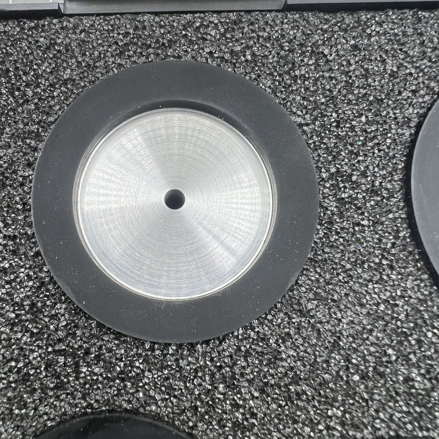 Bergeon Swiss 5700-52 Soft Upper Suction Dies 9 Rundköpfe Adiprene