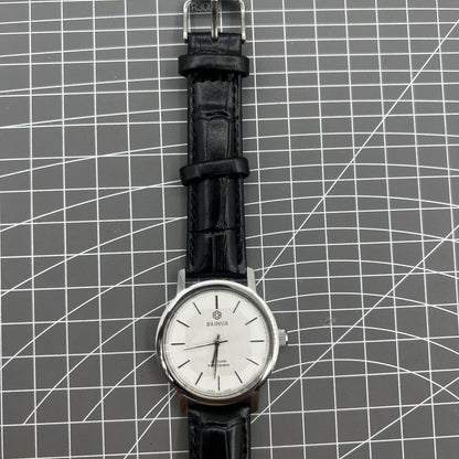 37mm Baihua manual mechanical watch with silver dial, 19 jewels, shock-resistant design for durability.