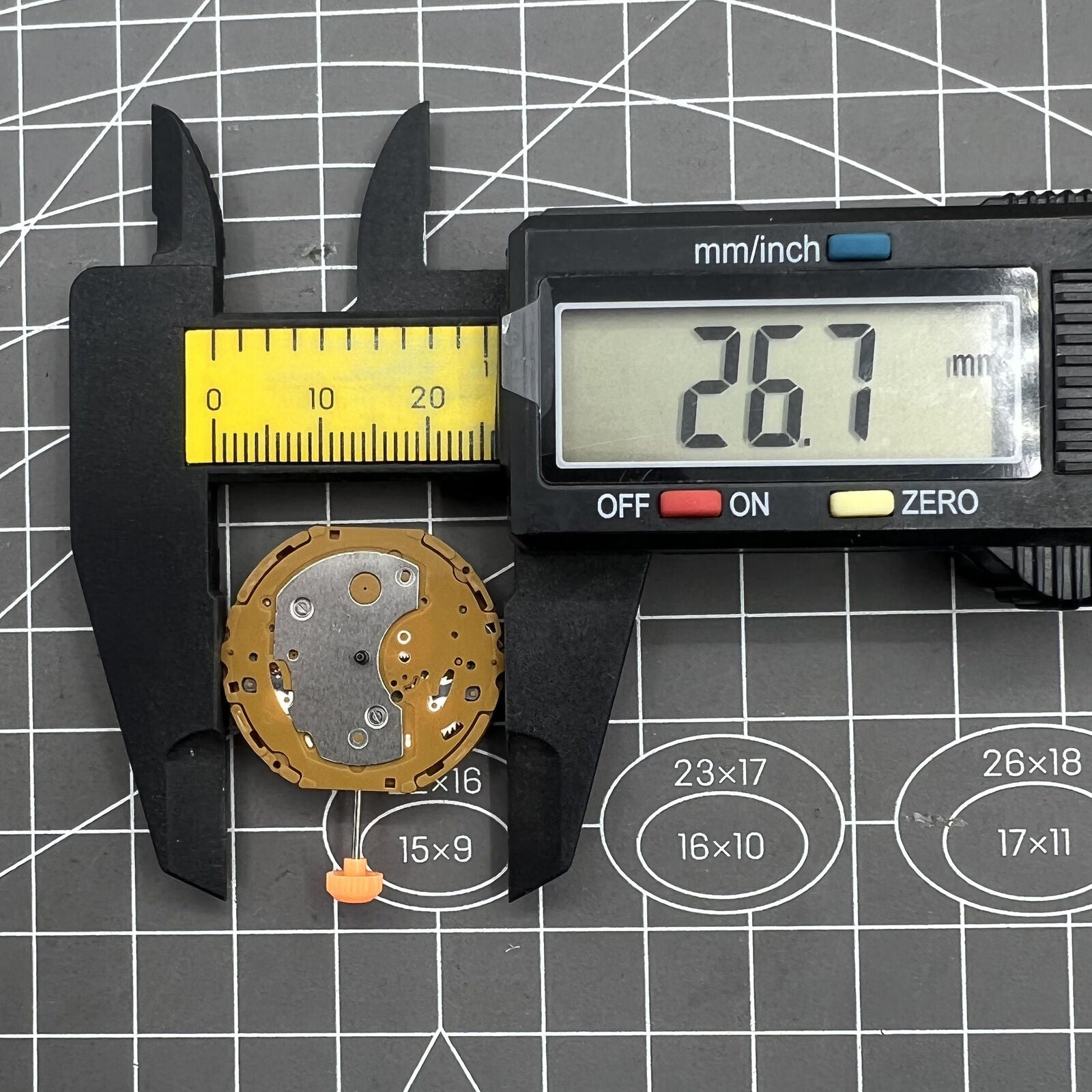 Miyota GP50 quartz watch movement for accurate timekeeping in watch repair and accessories.