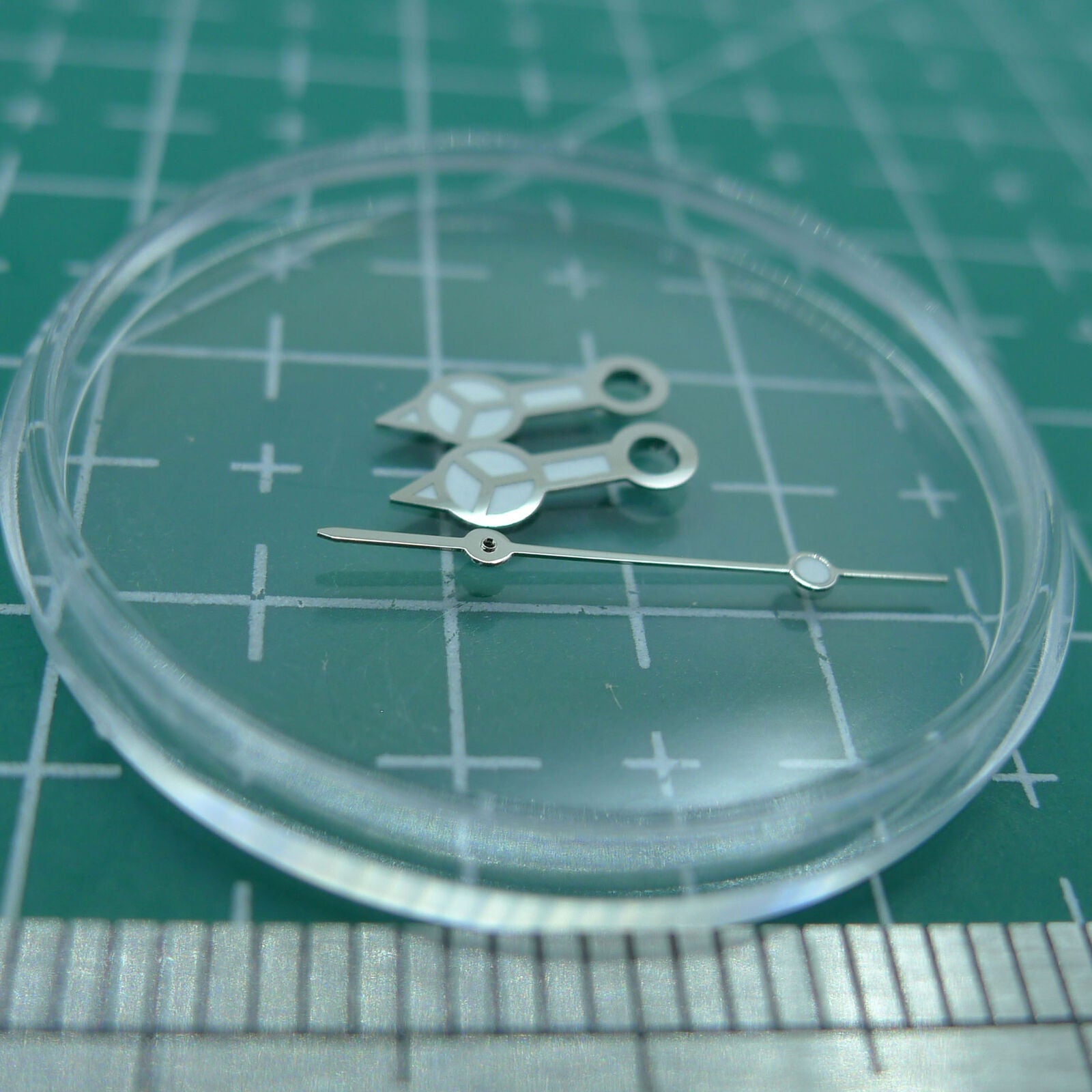 Green luminous watch hands for NH35A/NH36A movement, 7.75x12x13mm, precision design.