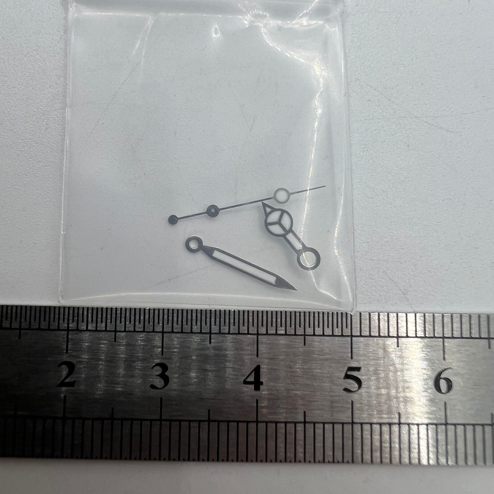 Green luminous watch hands set for NH35A/NH36A movement, sizes 8/12/12.5mm, 3-piece set.