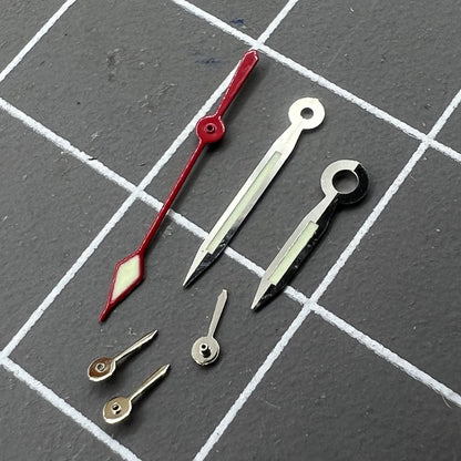 2er Set 10 5mm Leuchtende Grüne Uhrzeiger mit Silberrand für 7120 Uhrwerk