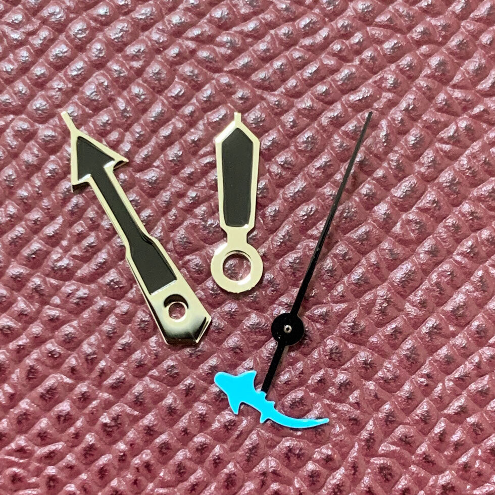 Black watch hands set including second hand for NH35/NH36/4R36 movements, fits Turtle and Fish.