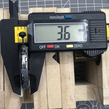 Miyota 6S20 Quartz Movement Date At 3, 3 Hands, Small Second @3@6@9