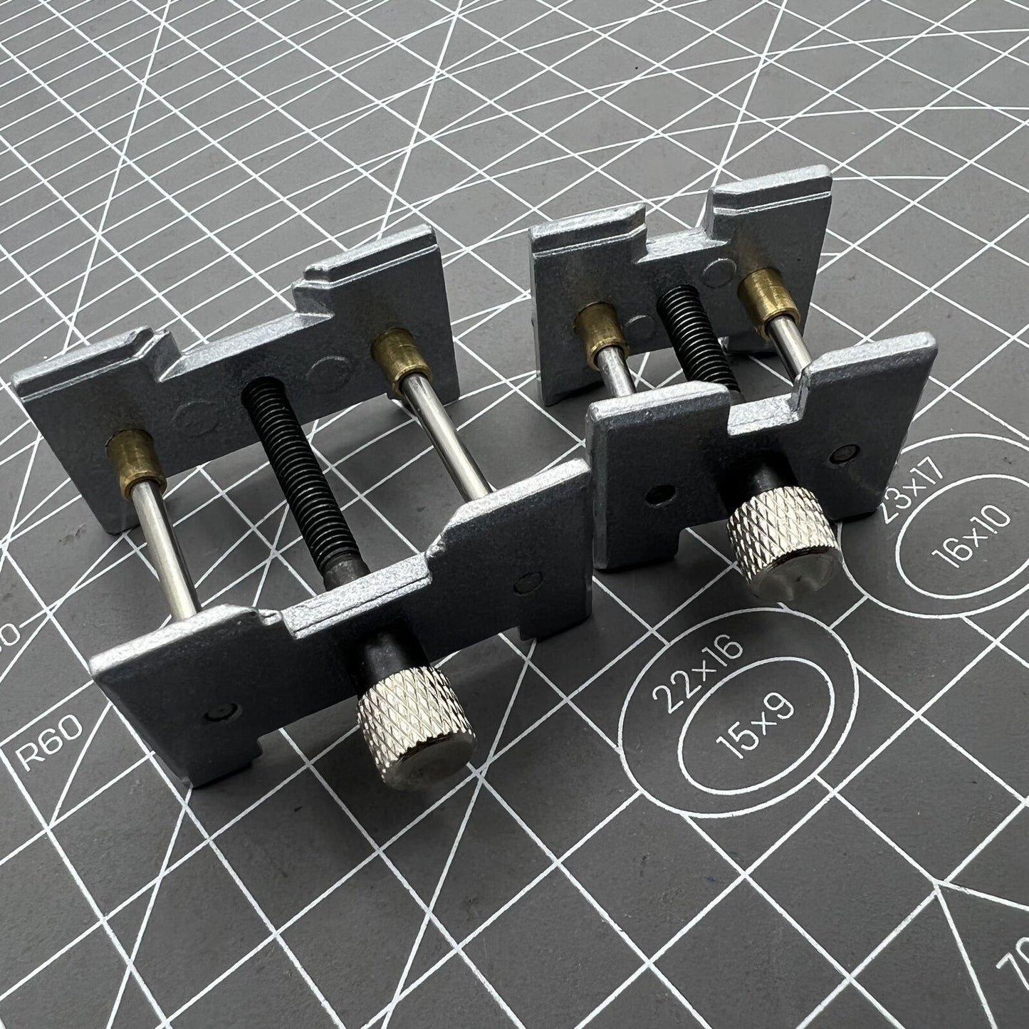 Ensemble de 2 supports de mouvement pour boîtier de montre, pince d'horloger en métal, outil de réparation