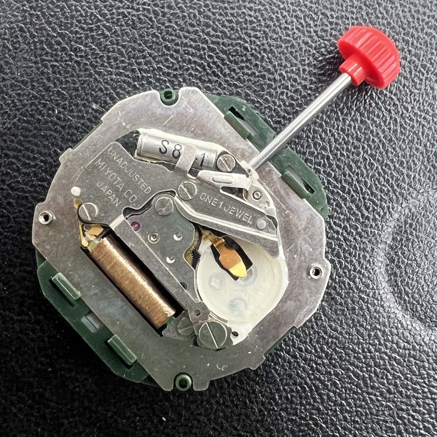 Miyota 2105 3 Hands Quartz Movement Red Dial Star Moon Phase