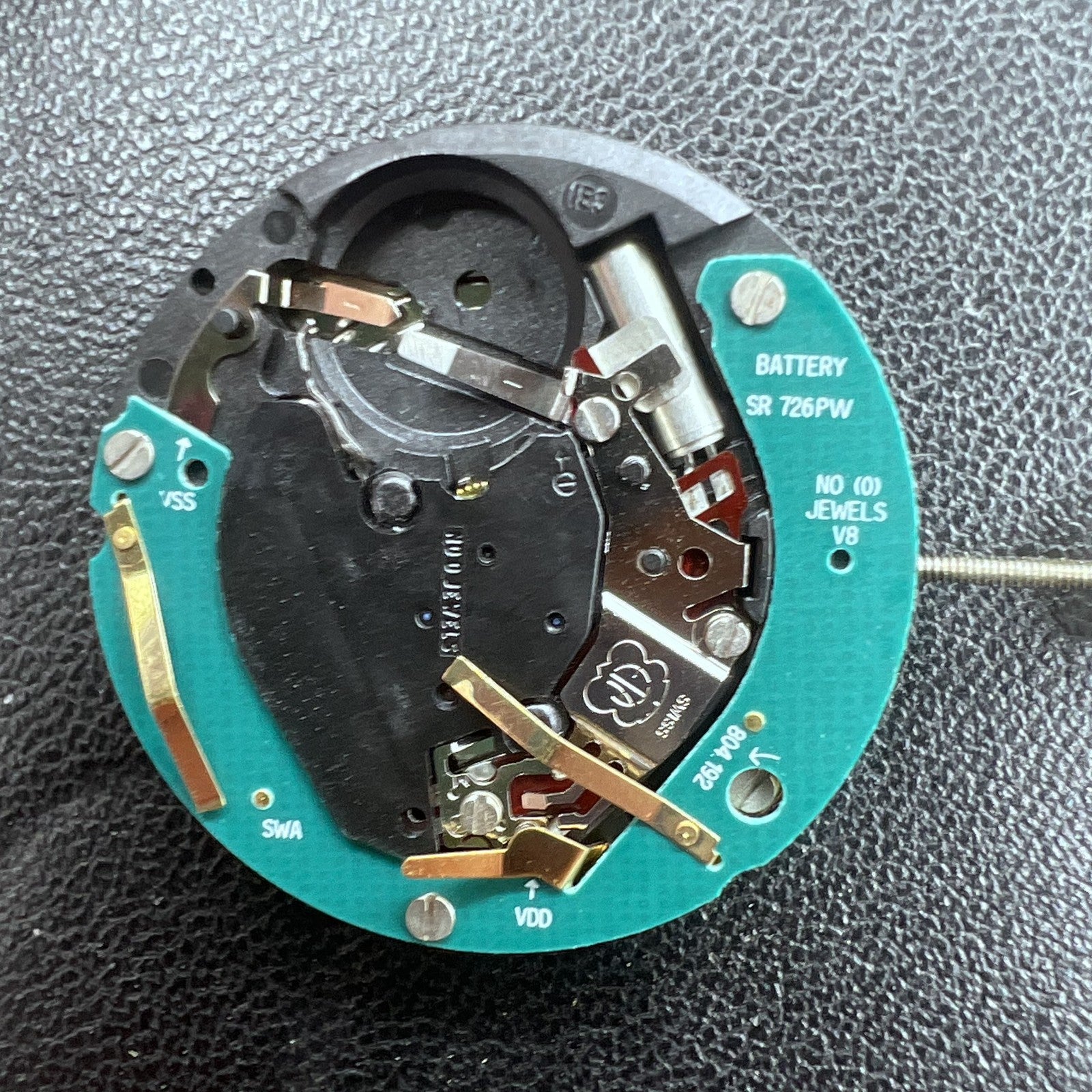 Swiss ETA804.192 Quartz watch movement with date display at 6 o'clock for precise timekeeping