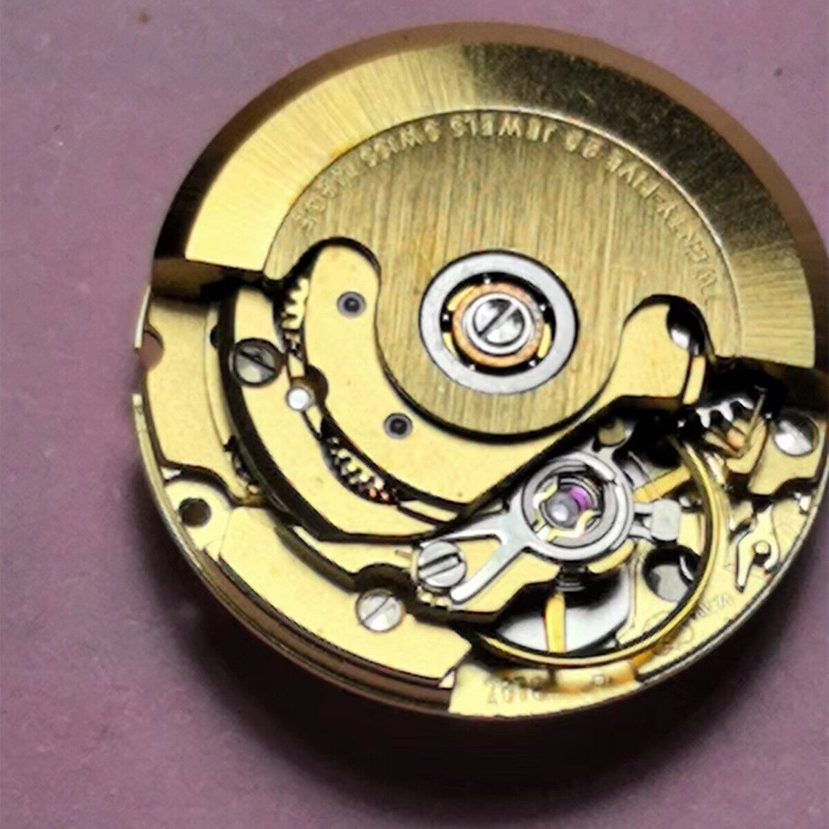 Swiss Made ETA2678-V8 watch movement with single calendar, precise and reliable for watch accessory repairs.