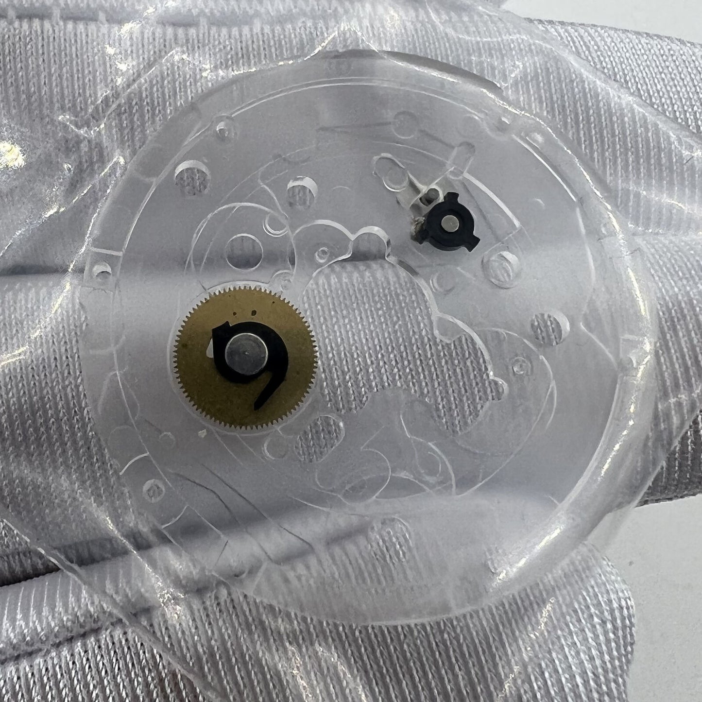 Date calendar wheel bridge splint for ETA C01.211 watch movement, precise repair part #6437 by ETA.