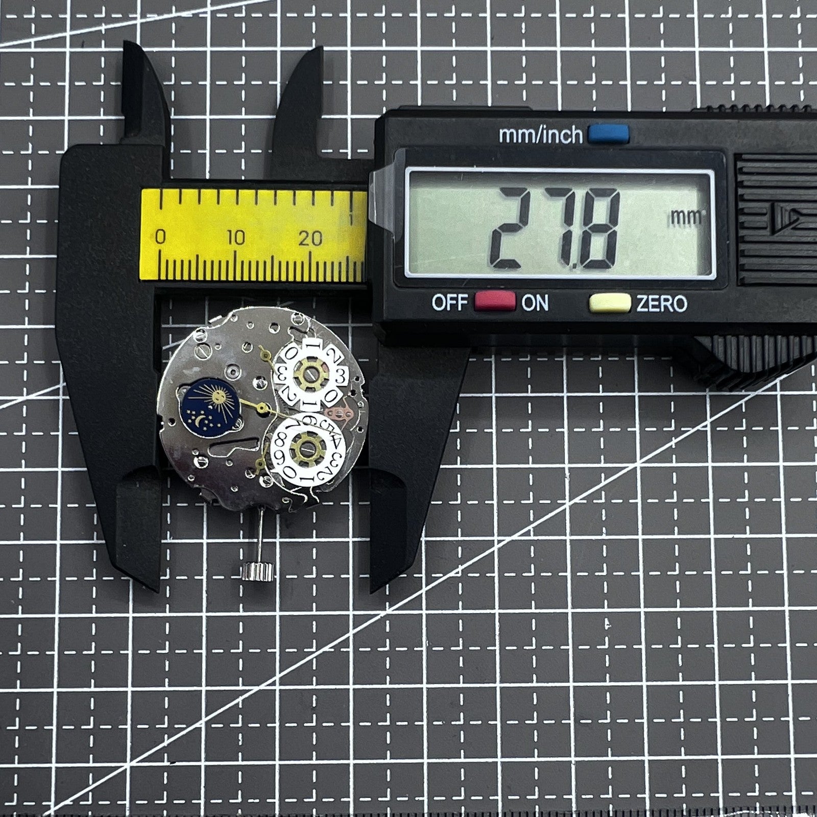 Tianjin Seagull ST16 automatic watch movement with date display at 12 o?clock for precise timekeeping