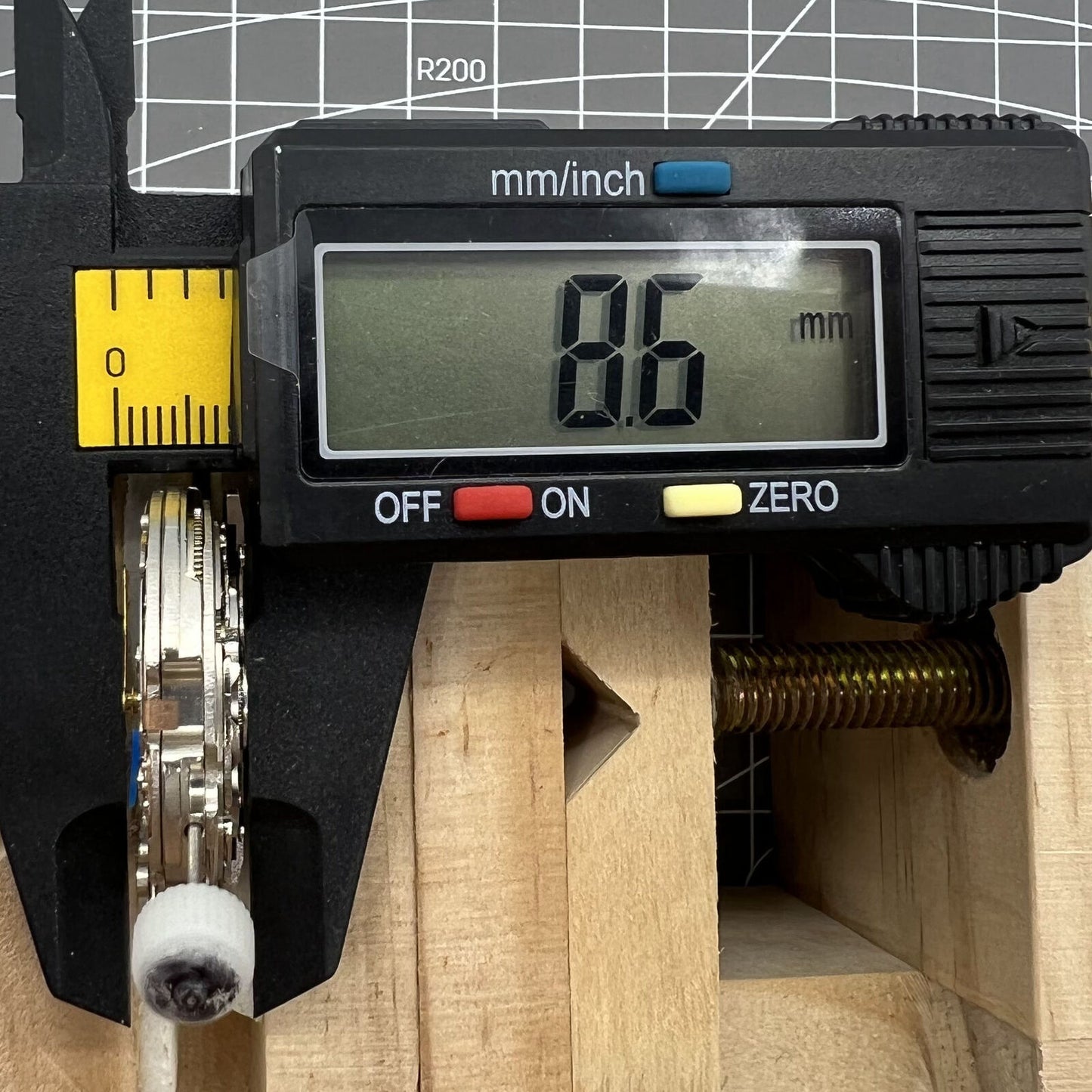 Multifunctional LB watch with perpetual calendar, automatic mechanical movement for precise timekeeping accuracy