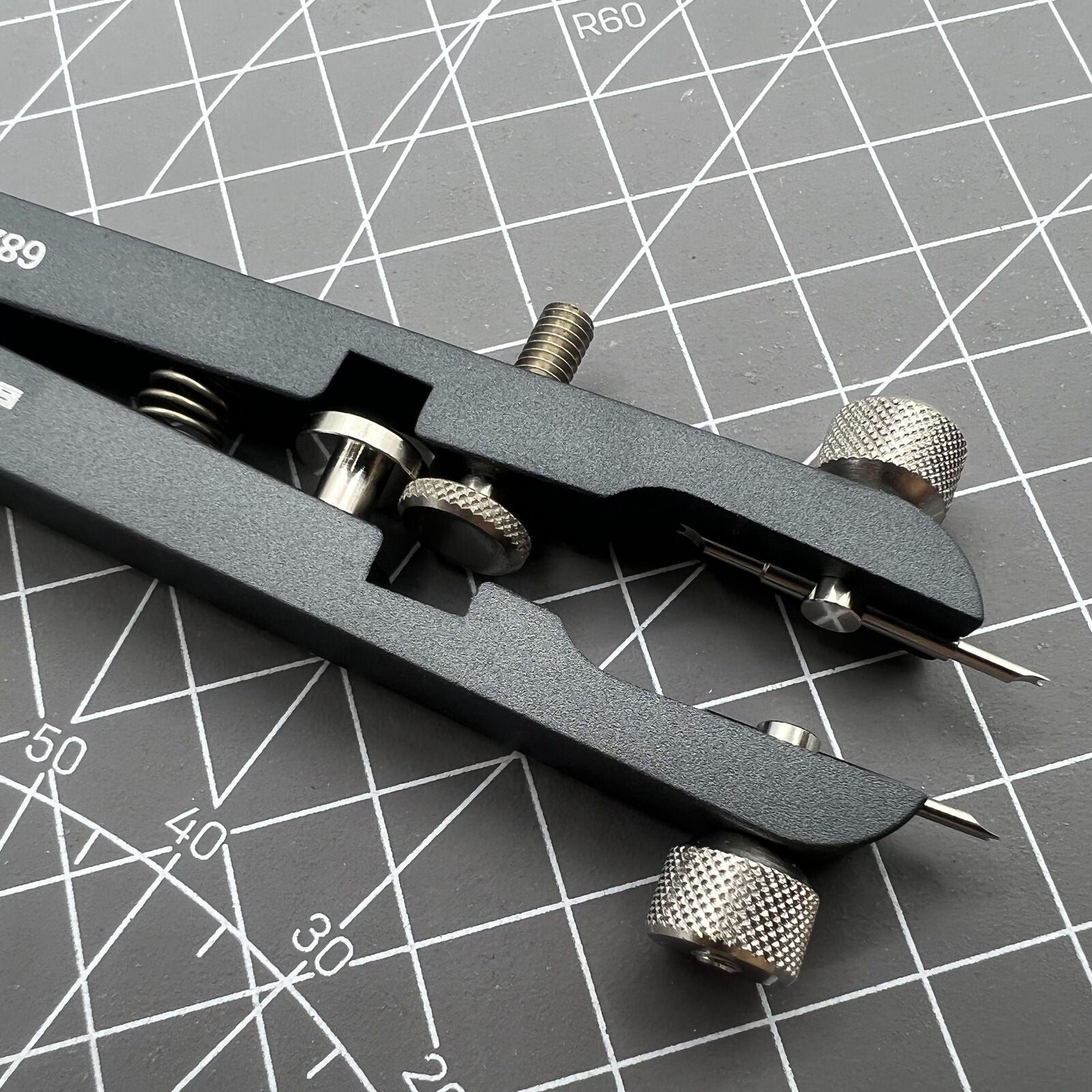 Bergeon 6825-PF spring bar pliers for precise watch bracelet adjustments, Swiss Made quality tool.