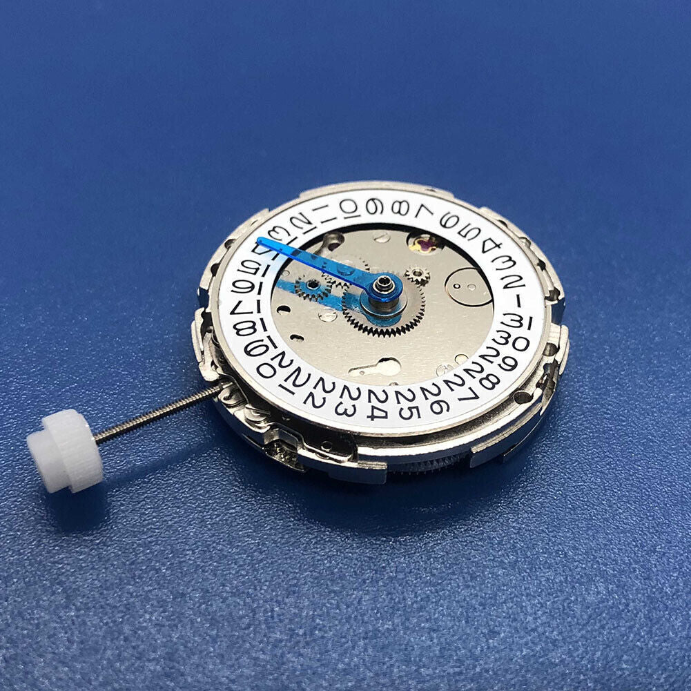 DG2813 silver automatic watch movement with adjustable 24-hour GMT hand for precise four-hand timekeeping.