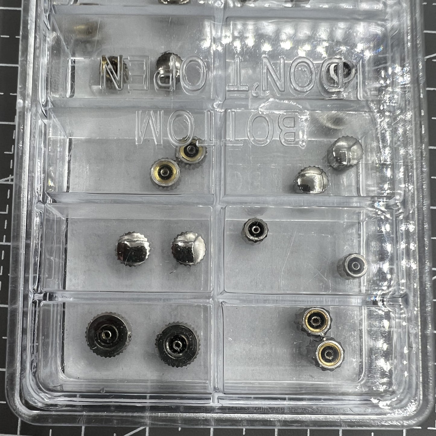 Exklusive Uhrkronen für Lorenz Omega Zenith Philip Sector Uhren Europa gefertigt