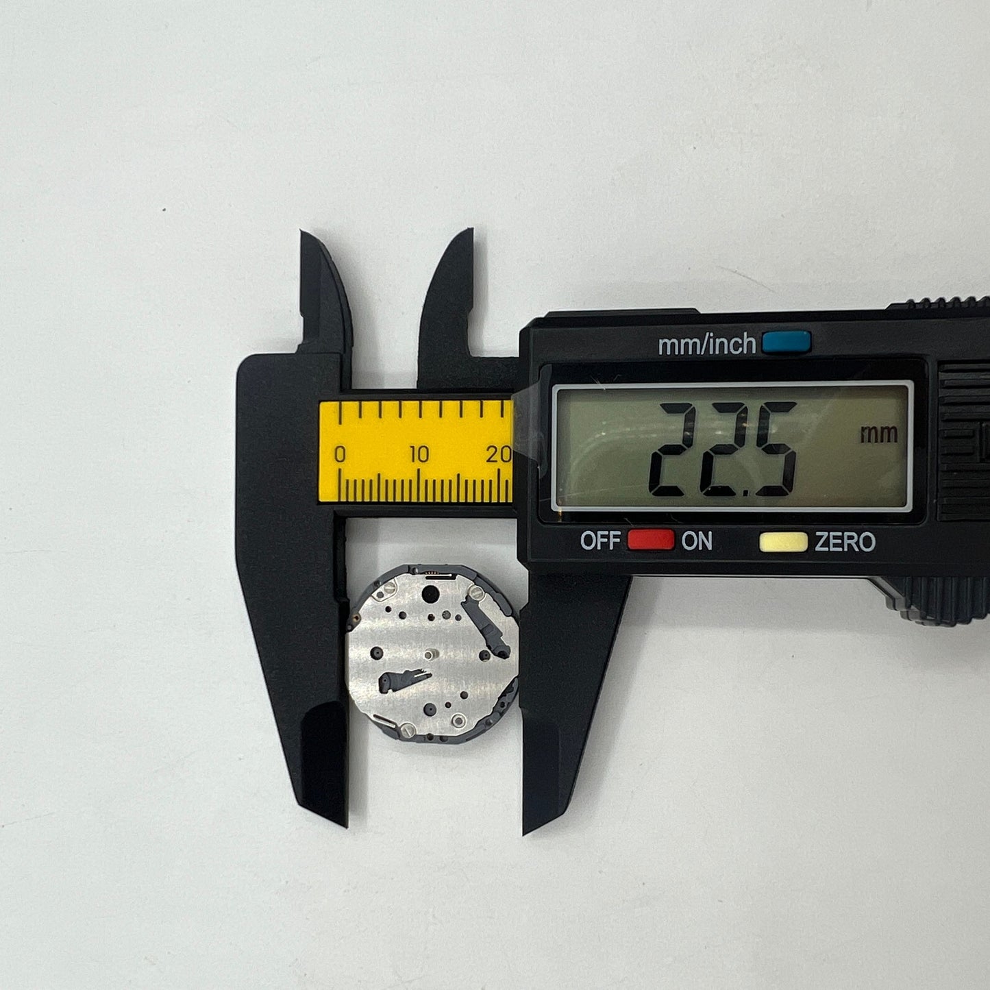 Hattori Epson VD78 quartz watch movement, Japan-made precision part for accurate watch repairs and assembly.