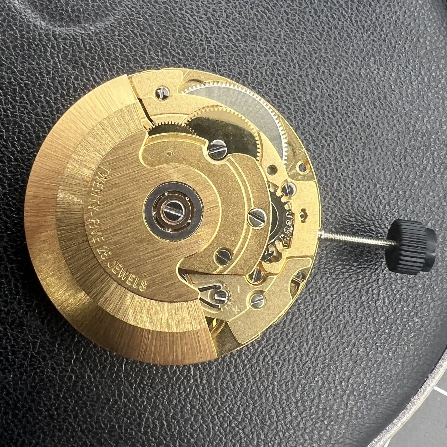 Golden PT5000 automatic watch movement by ETA, precise mechanical ETA2824/SW200 for repairs.