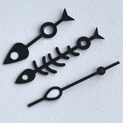 Matted black fish bone watch hands with white trim and green lume, designed for NH35 NH36 movements.