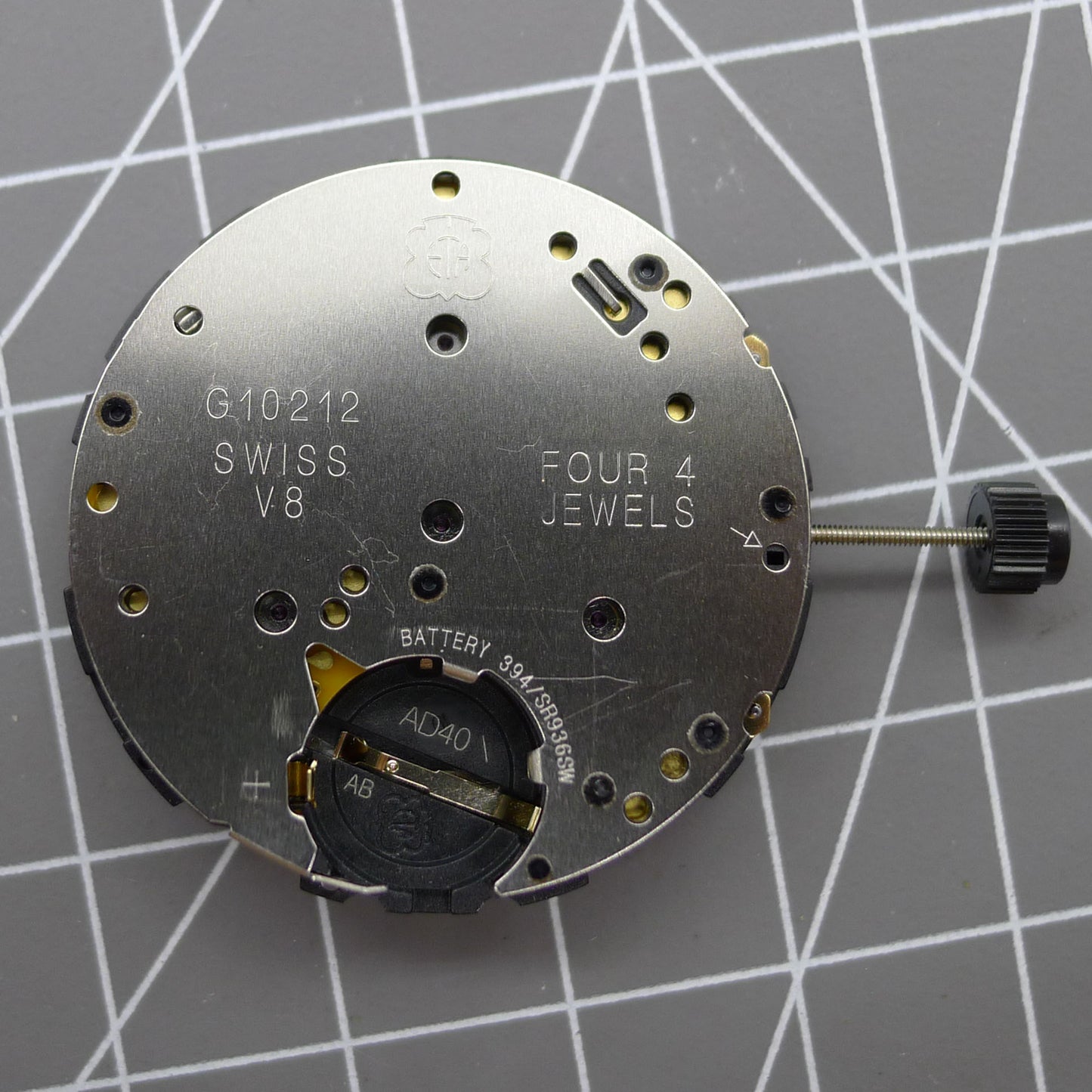 Swiss ETA G10.212 Watch Quartz Movement Swiss Made Movement 3 Hands Date At 6