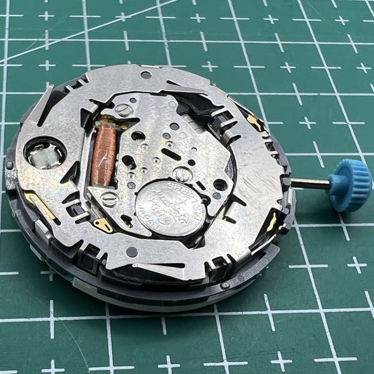 Miyota 6N10 quartz watch movement with luminescence and single date display at 3 o?clock, ideal for watch accessories.