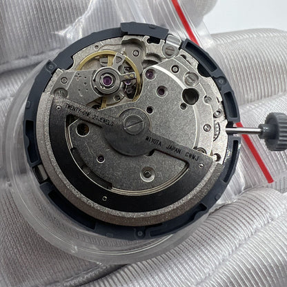 Miyota 8285 automatic watch movement close-up, precision engineering in Japan-made timepieces.