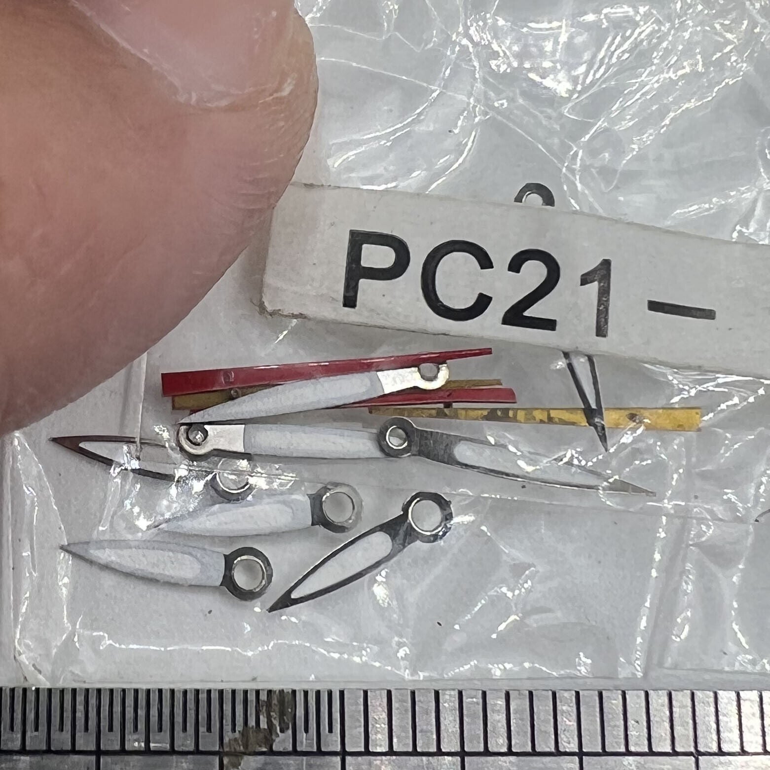 Luminous red second hand for Miyota 2035 quartz watch movement by P1-H4-C112, accurate and vibrant.