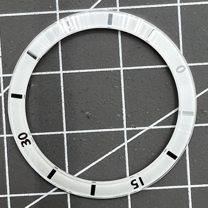 Weiße 31/36 mm Ziffern-Uhrenlünette aus Keramik für Herren- und Damenuhren 