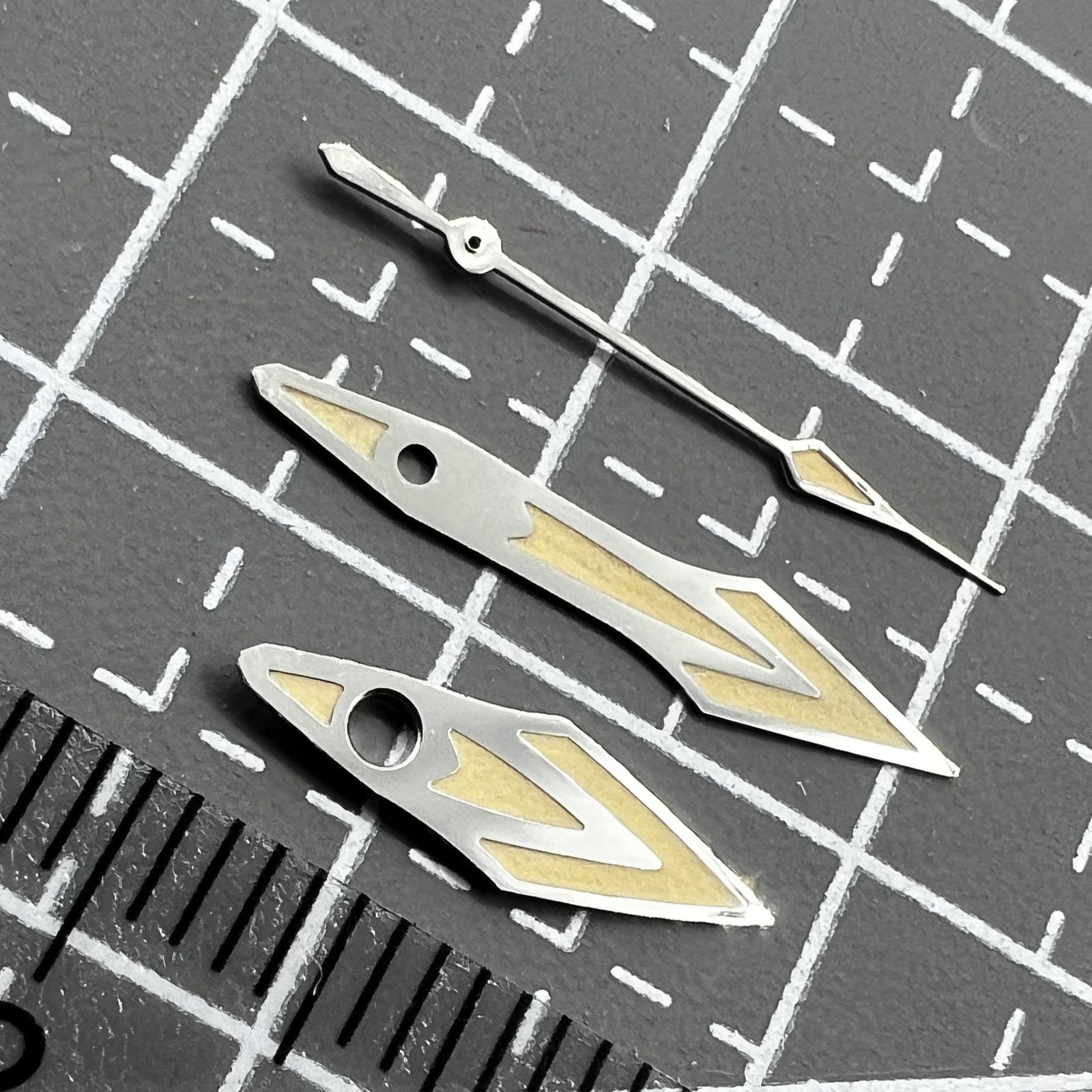 Silver 14.5mm watch hands with orange edge, non-luminous, compatible with NH35 NH36 movements