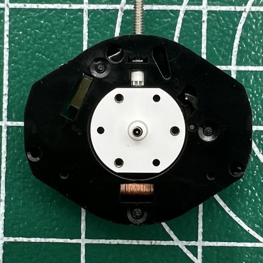 Sunon SL68 Quartz watch movement with 3 hands for precise timekeeping in watch repairs.