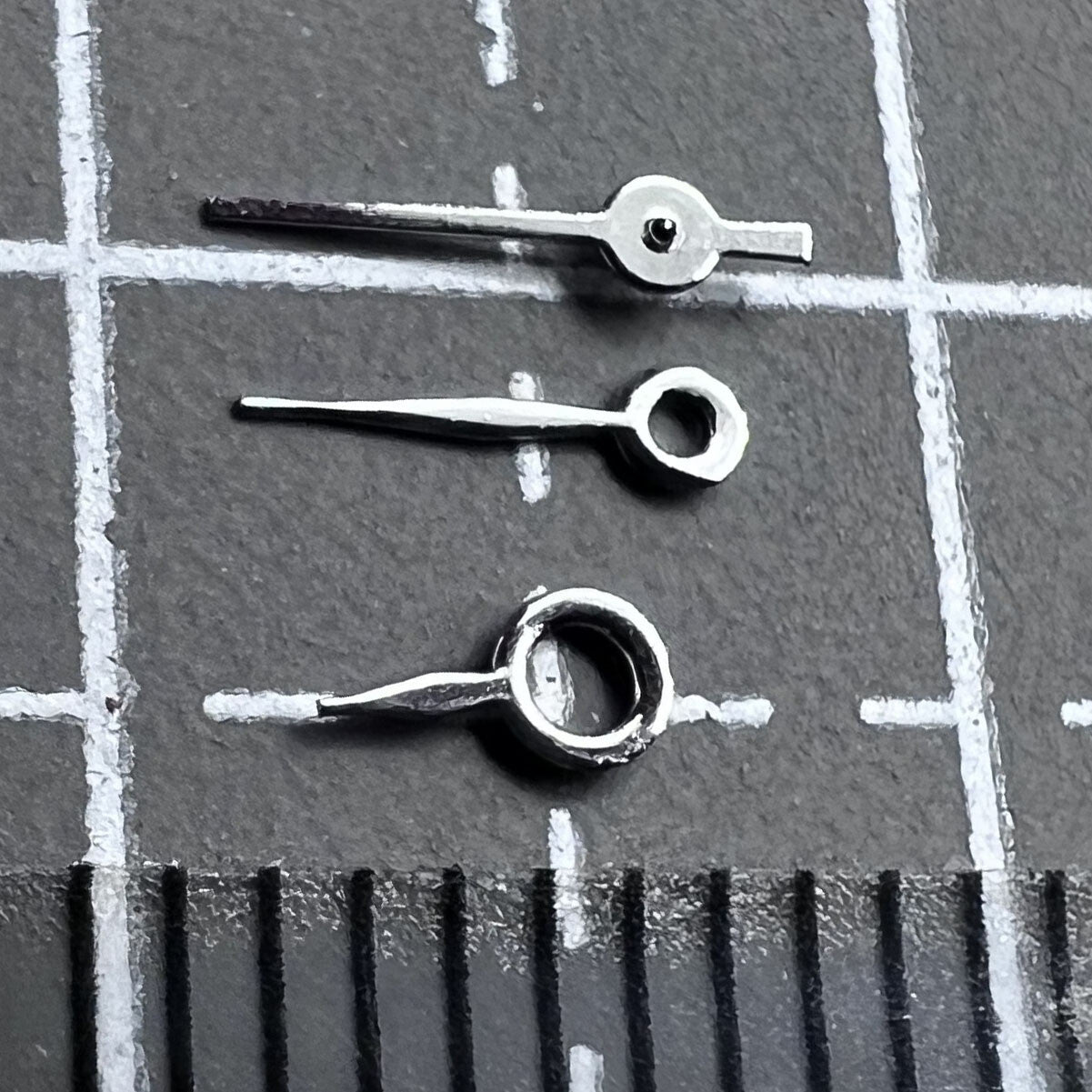 2er Set silberne Uhrzeiger für Miyota 2035 Uhrwerk 7mm 6mm 4mm Längen