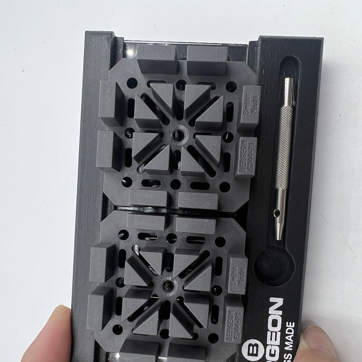 Bergeon 7744 tool for precise watch band pin removal and bracelet adjustments