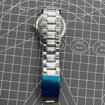 China Baihua 37mm manual mechanical watch with silver dial, 19 jewels, and shock-resistant casing.