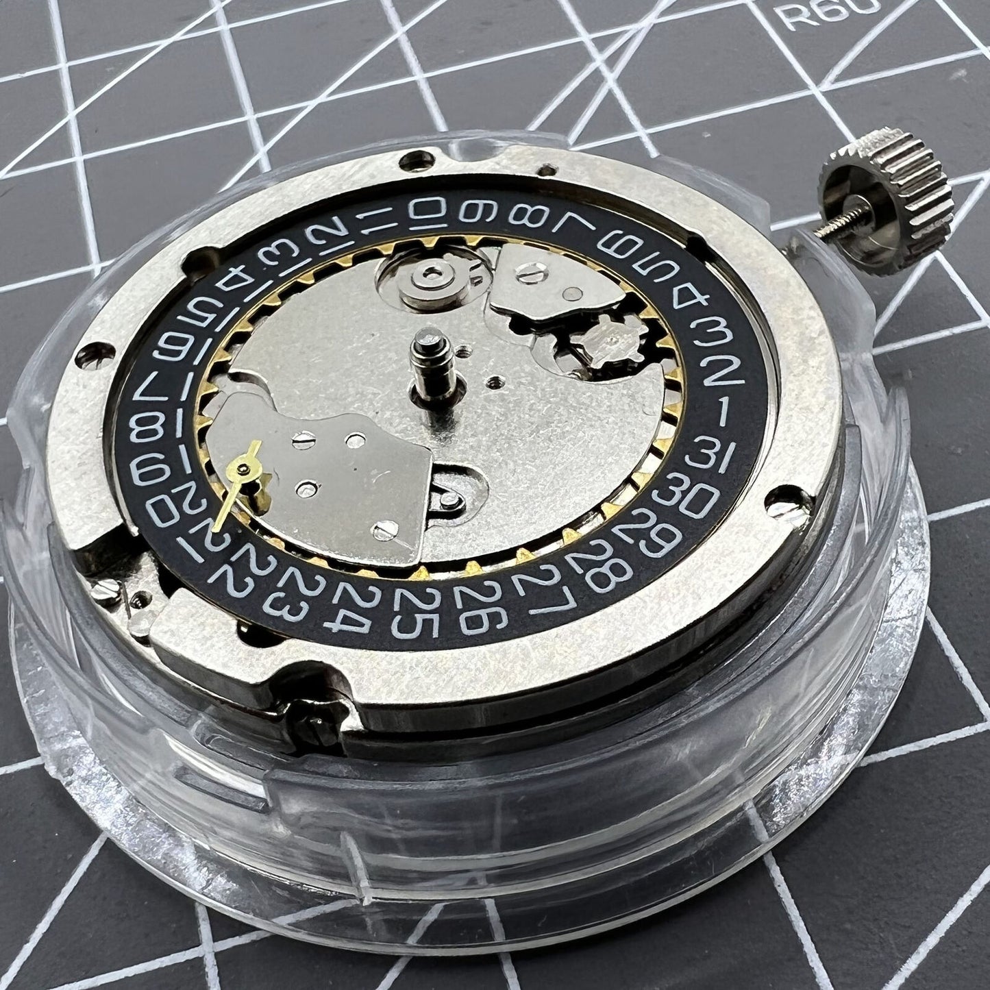 Seagull ST25 automatic watch movement with small second at 9H, featuring perlage finish for watch accessories.
